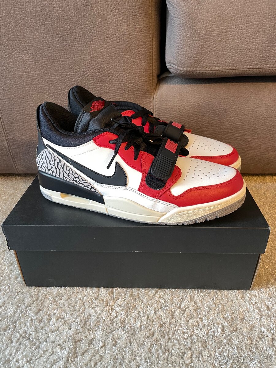 Tenisky nike jordan legacy 312