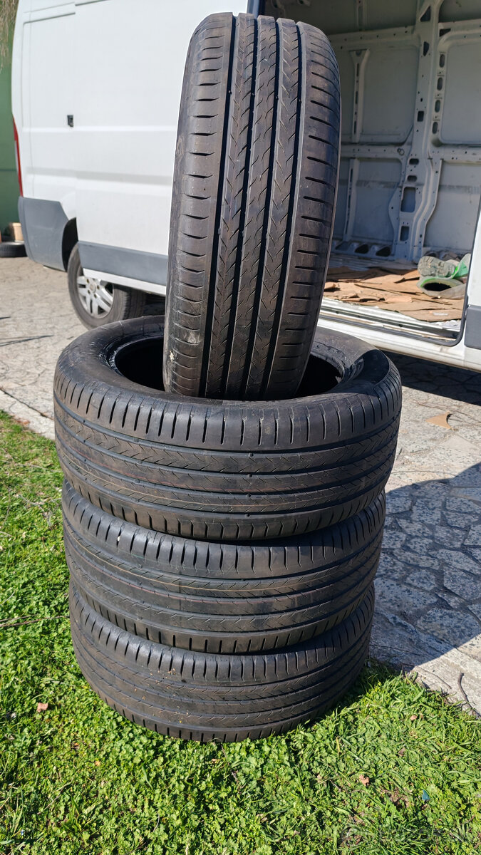 Letné pneu 235/55 R19 + 255/50 R19 --- CONTINENTAL