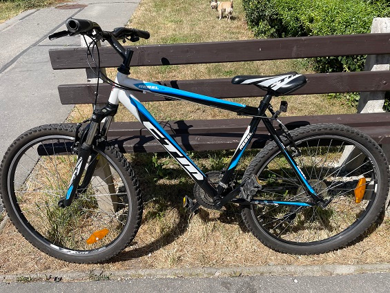 Predám bicykel CTM Rebel 1.0 black/light blue 18"