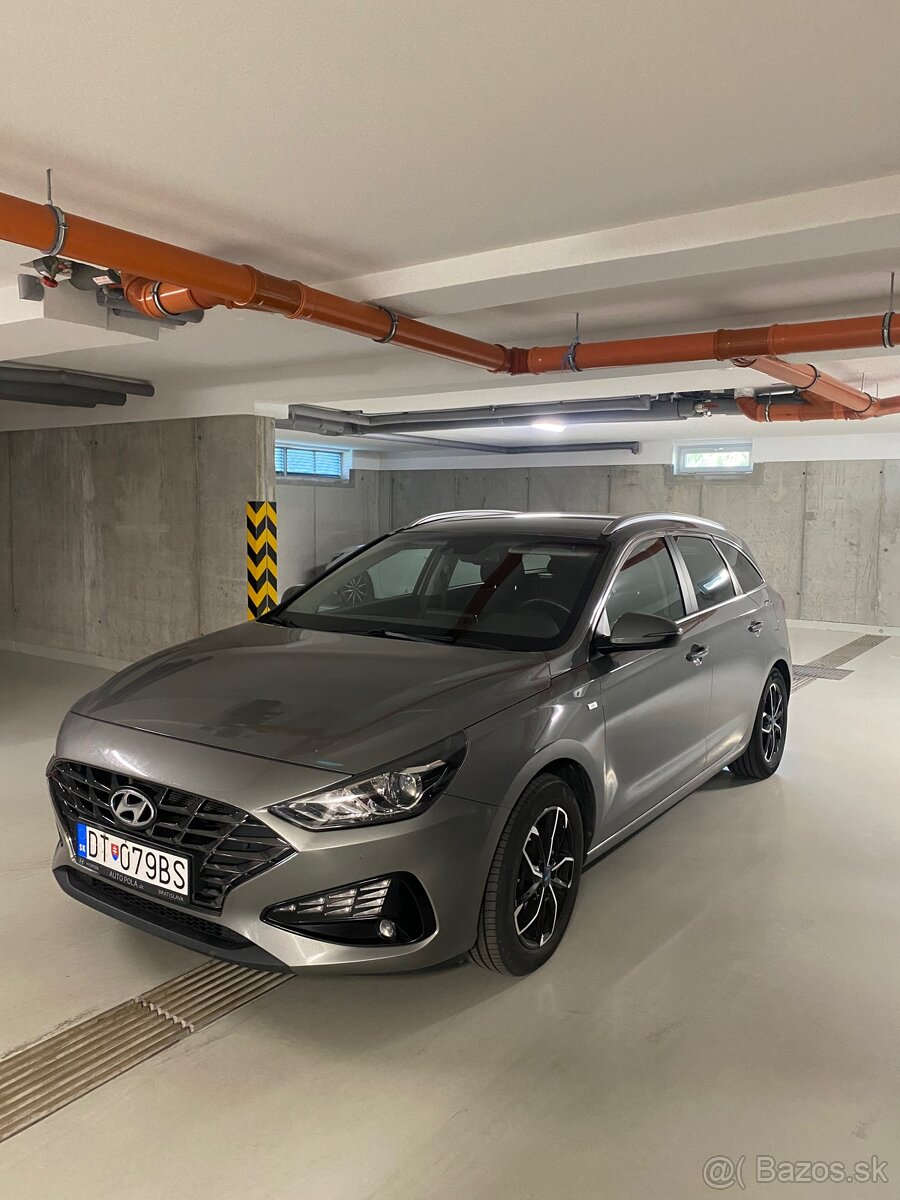 Hyundai i30 combi 1.5 TGDI Family r.v. 12/2020