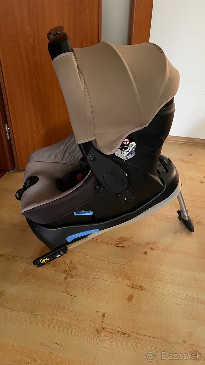 Autosedačka s isofixom + kočík zdarma