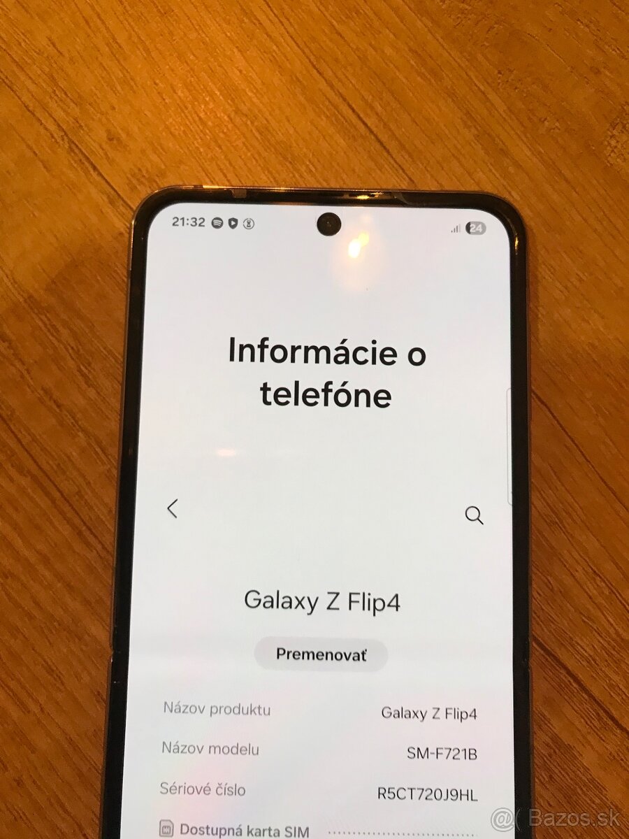 Samsung z flip 4 po čerstvej výmene hlavného lcd