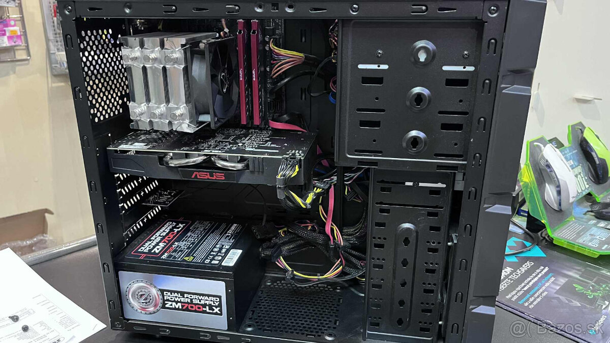 Predám herný počítač + monitor