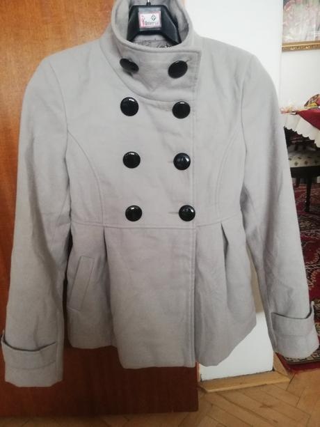 Krátky kabátik Rinascimento veľkost L