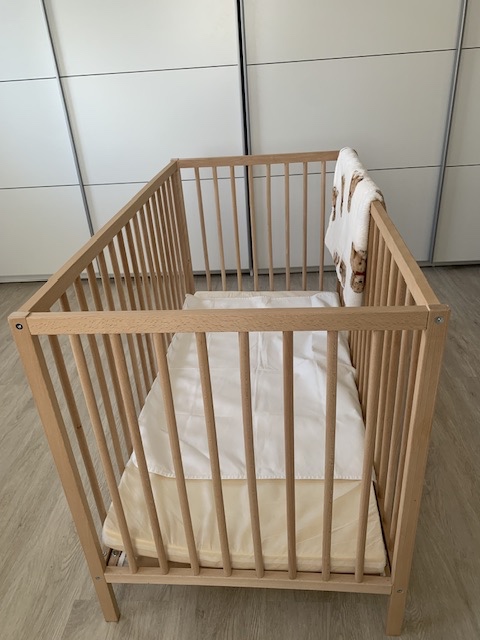 Predám detskú postieľku