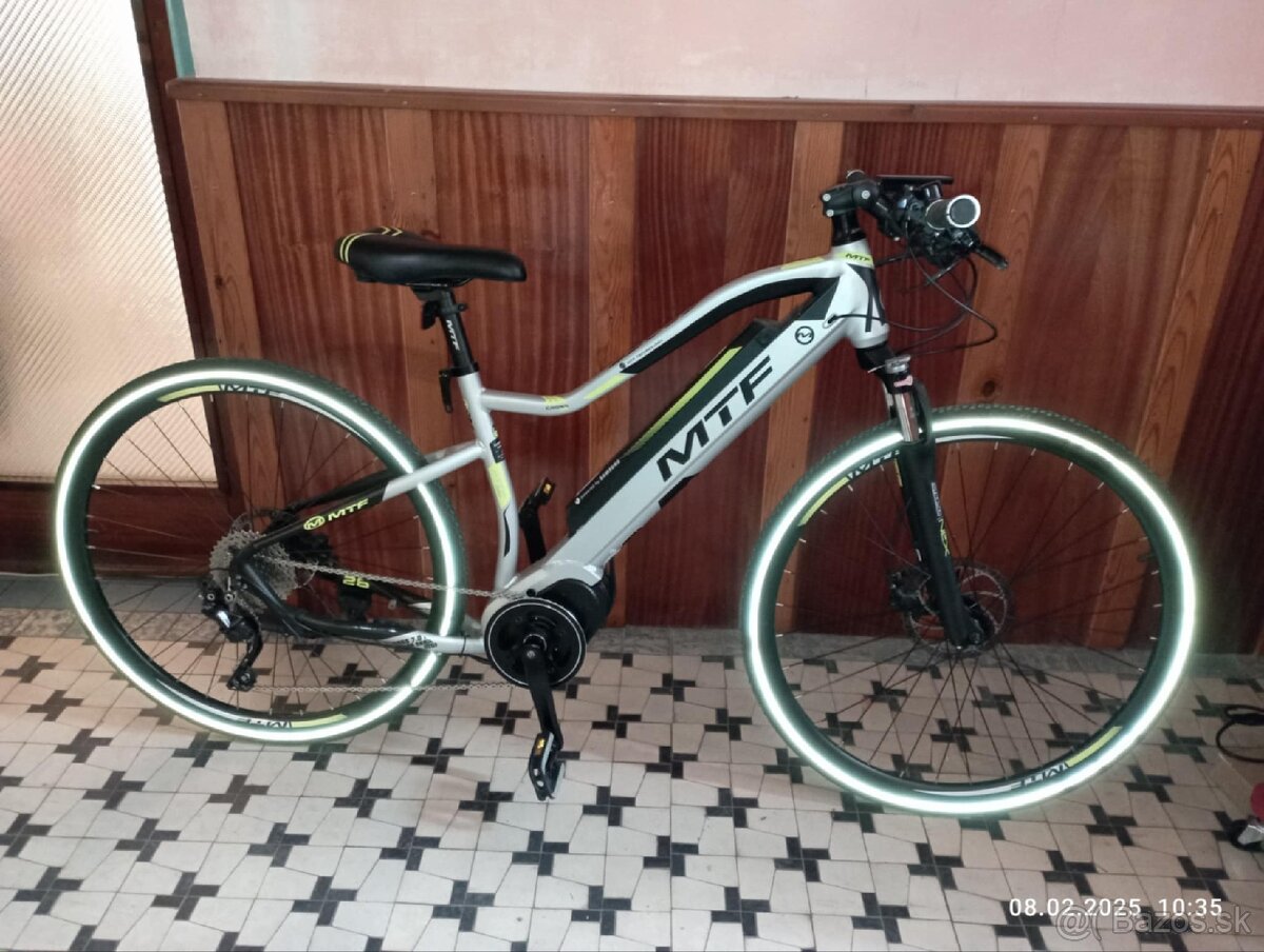 Nový Krosový elektrobicykel/ebike MTF Cross 7.0