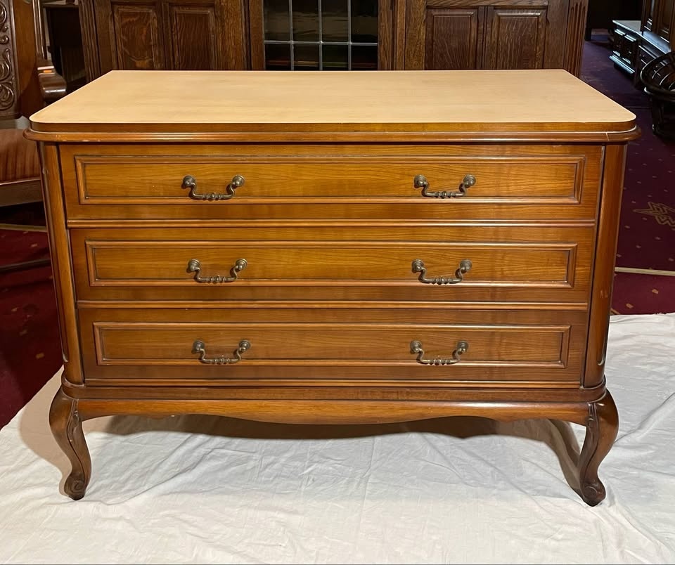 stylova komoda, masiv, bazar, v 81 cm, s 110 cm, h 49 cm