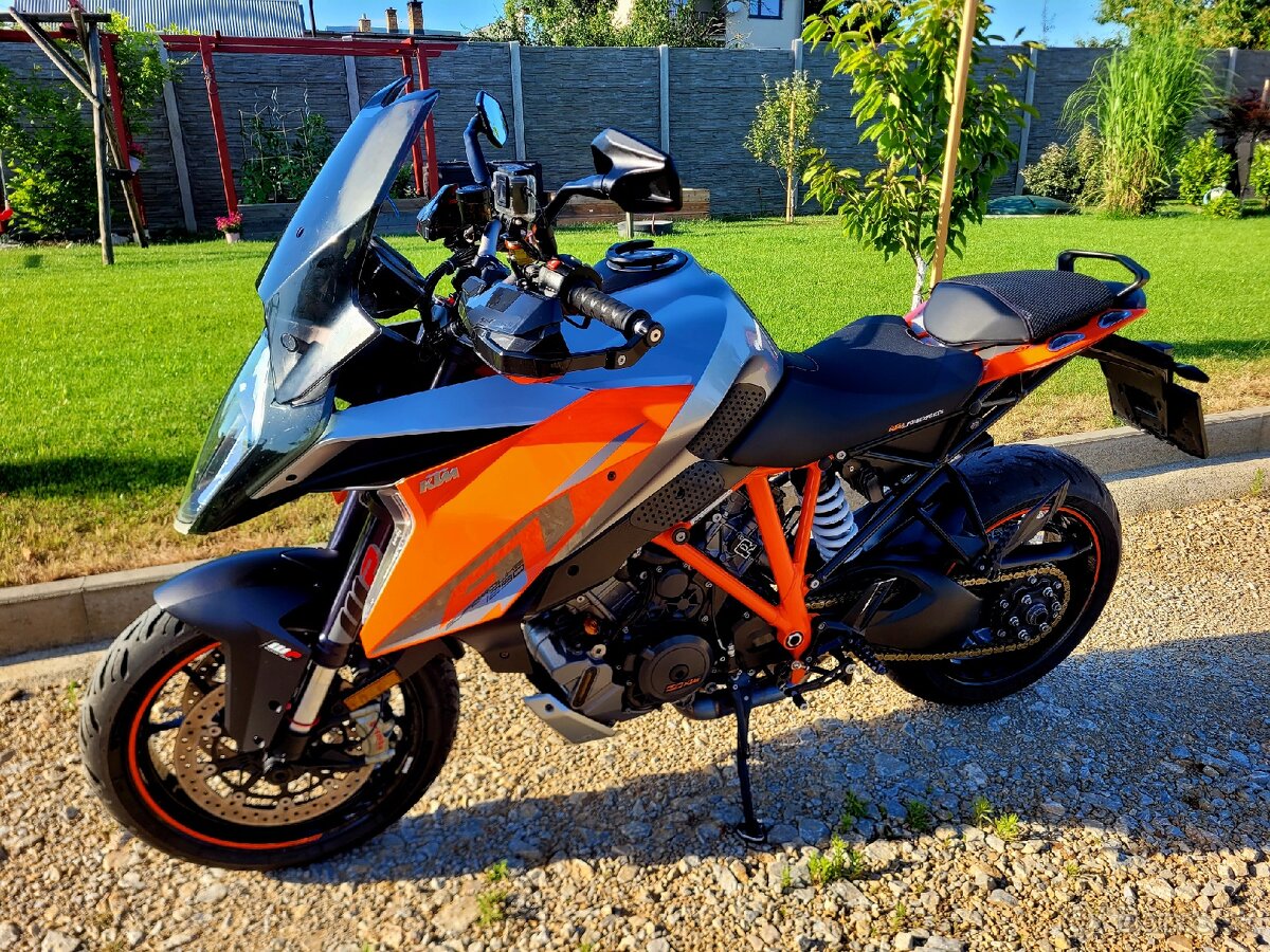 KTM SuperDuke 1290 GT
