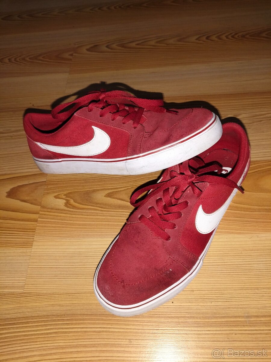 Nike SB červené veľkosť 44