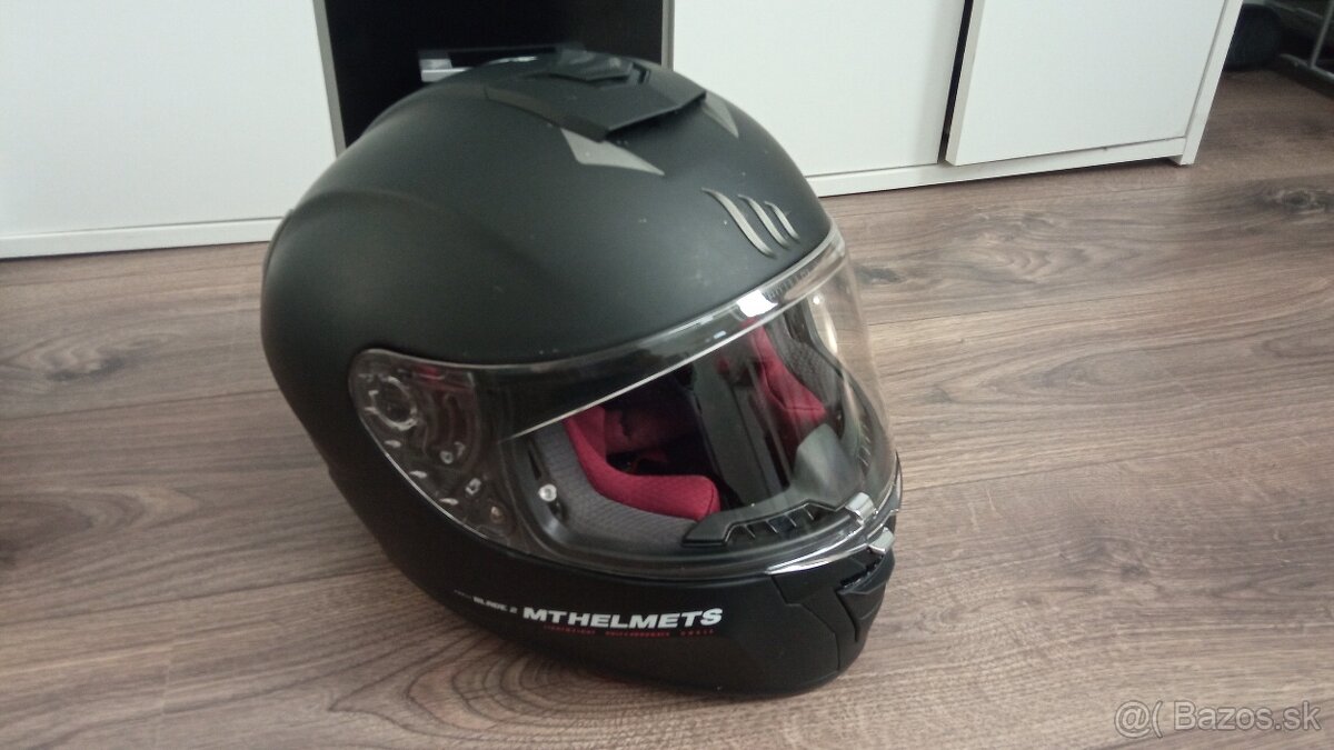 Moto helma MT helmets L