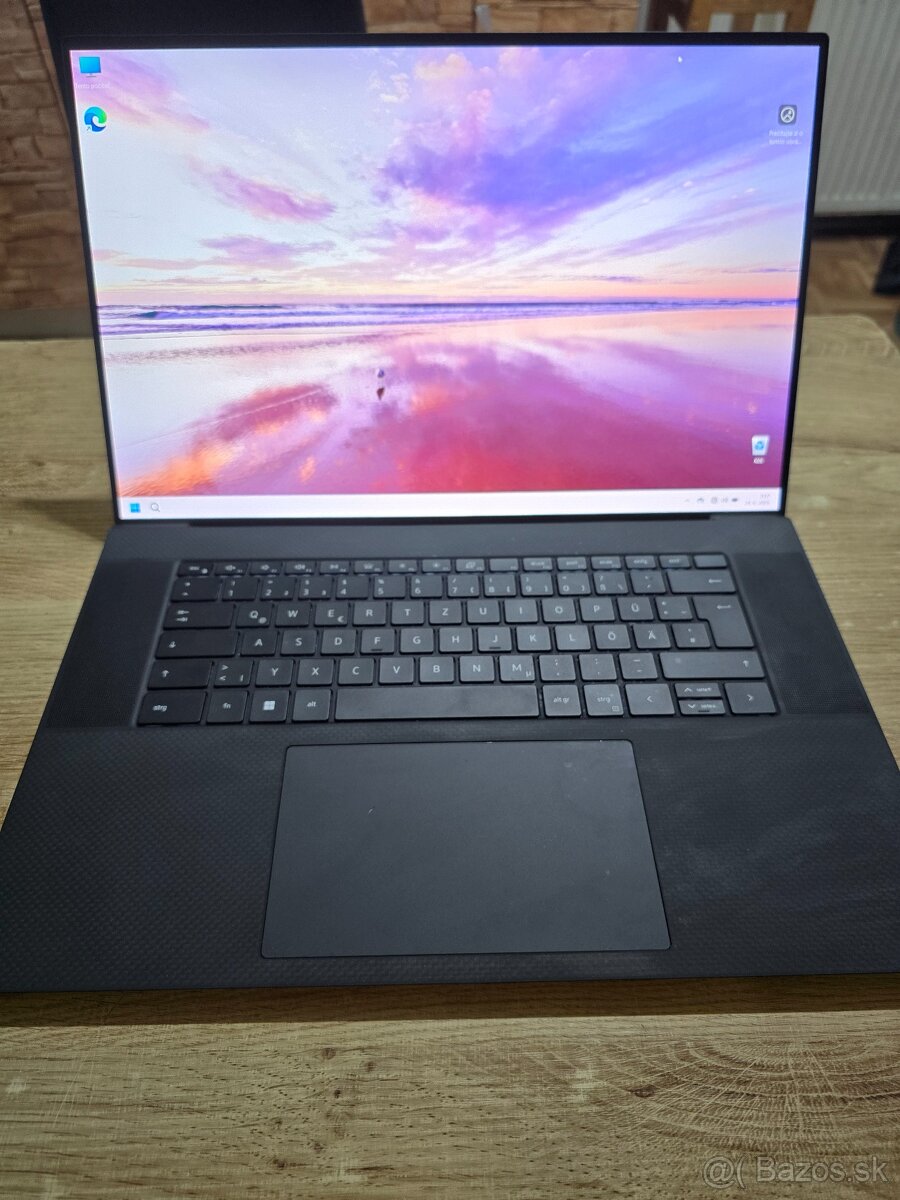 17 palcovy dell XPS 9710 s grafikou RTX 3050 16gb ram i7 pro