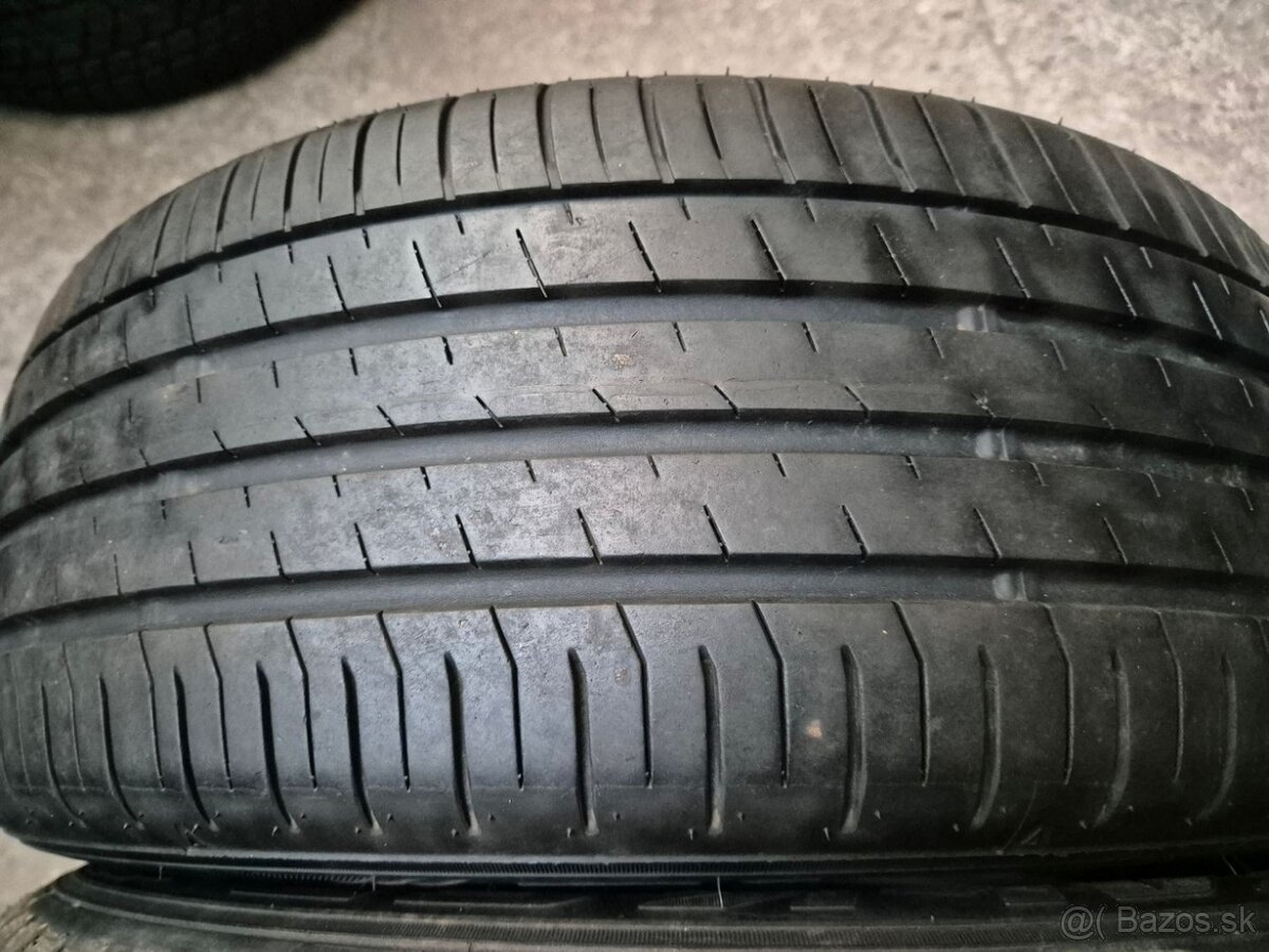 205/55 r16 letné 4 ks FALKEN dezén 6,1 - 5,6 mm DOT2020