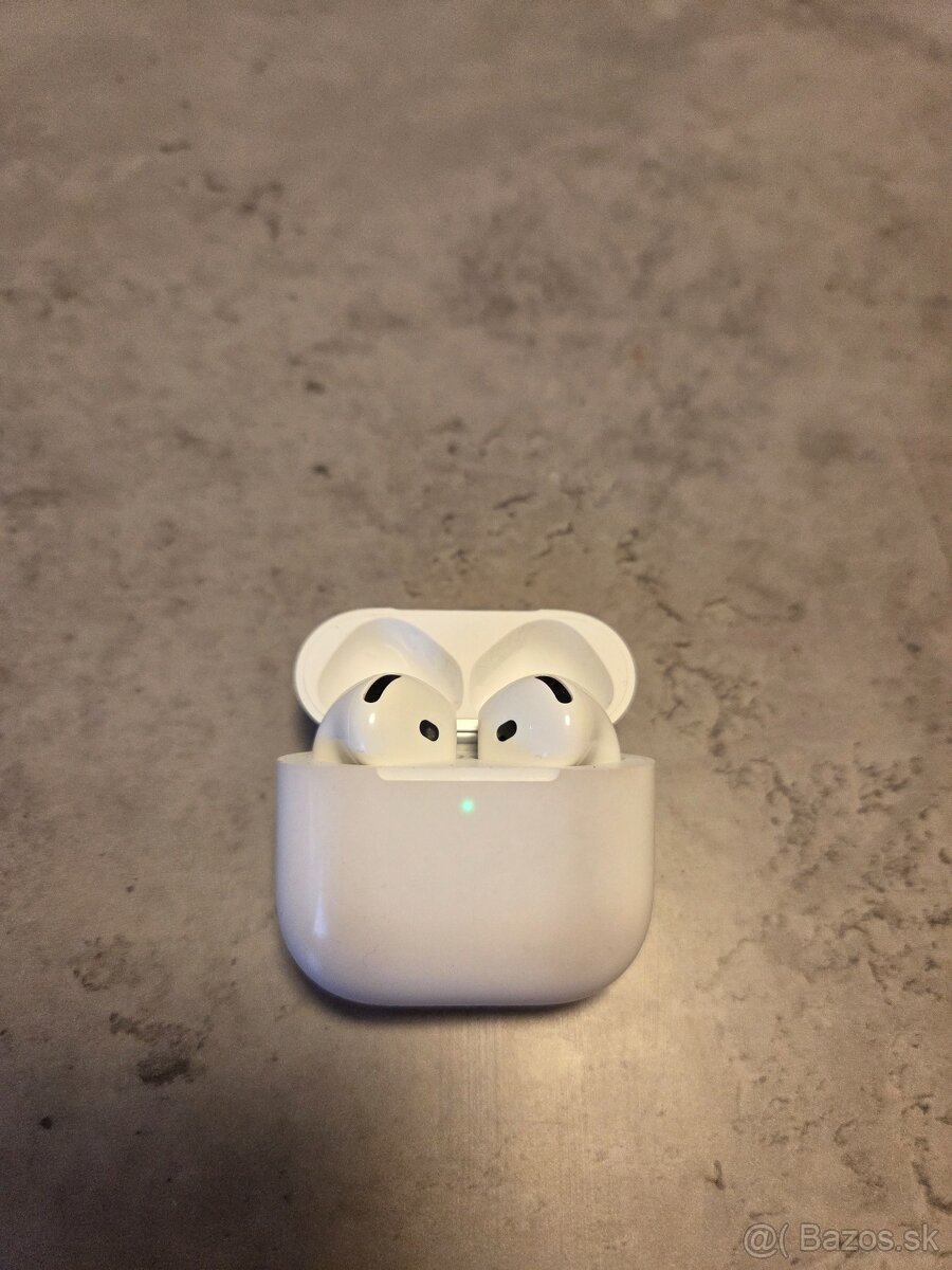 Apple AirPods 4