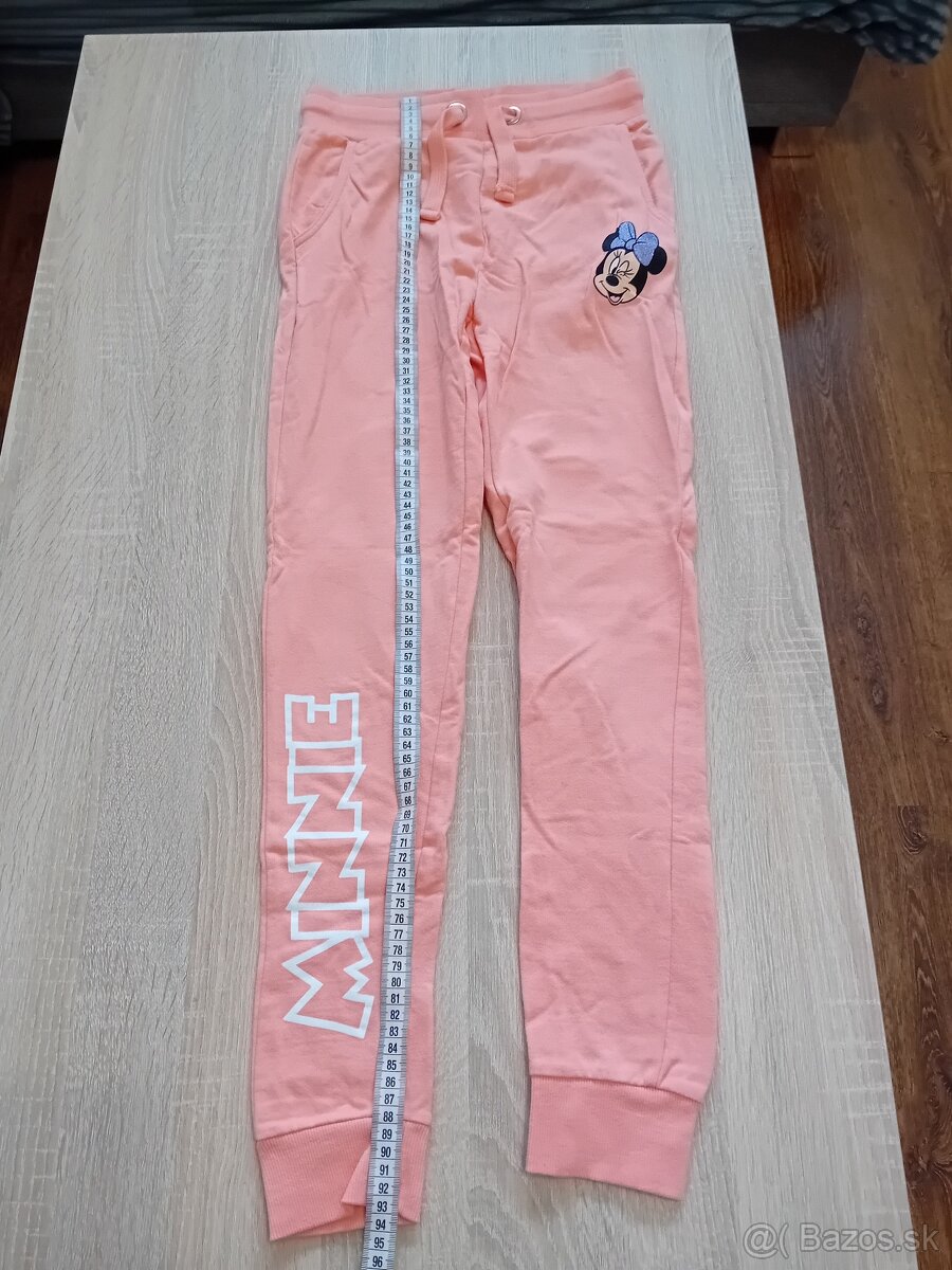 Dievčenské tepláky 152