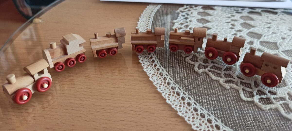 Drevené miniatúrky