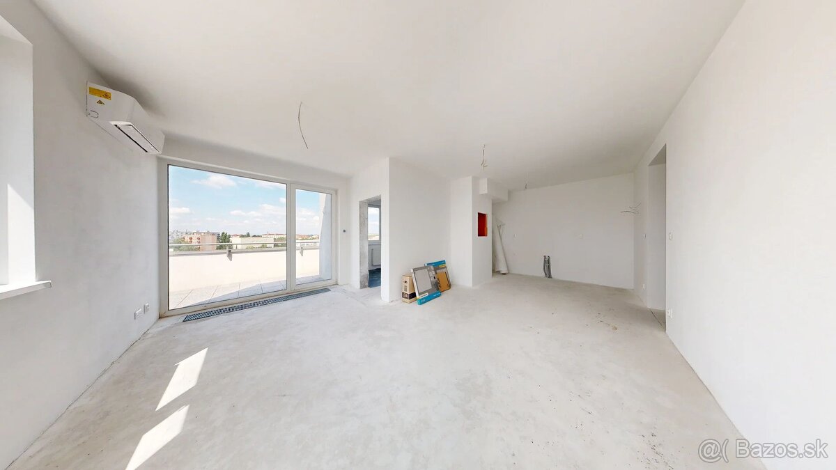 4i byt s 2 terasami a 2 parkovacími miestami