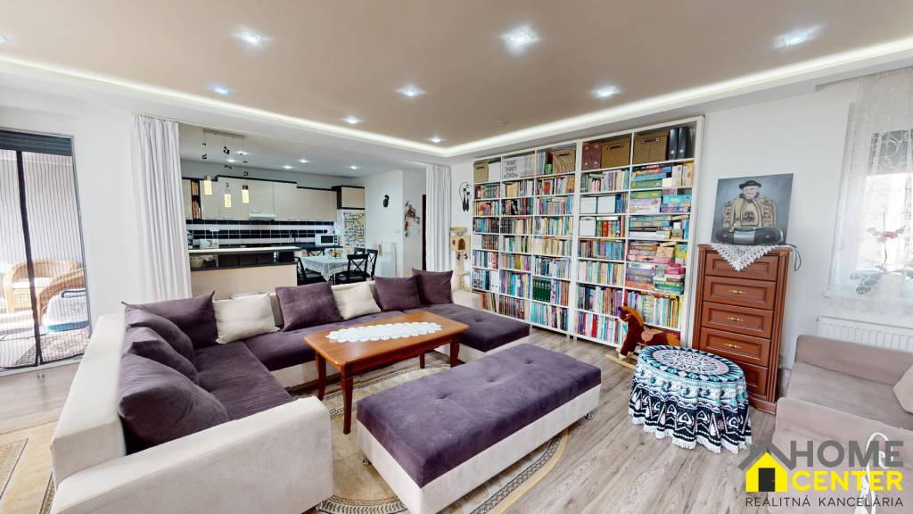 NOVÁ CENA PREDAJ VEĽKÝ 8 IZBOVÝ RODINNÝ DOM V CENTRE MESTA,