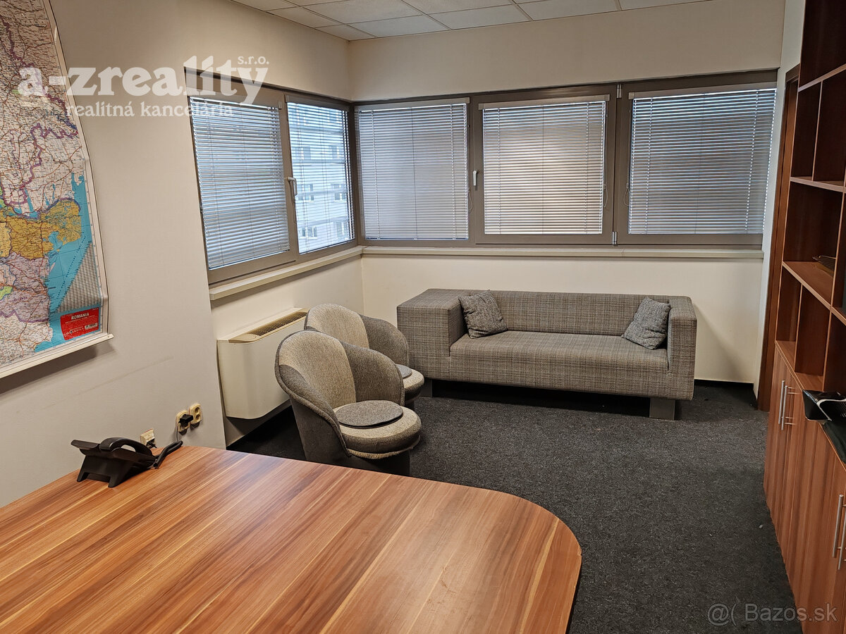 Pekná kancelária na prenájom v Komárne