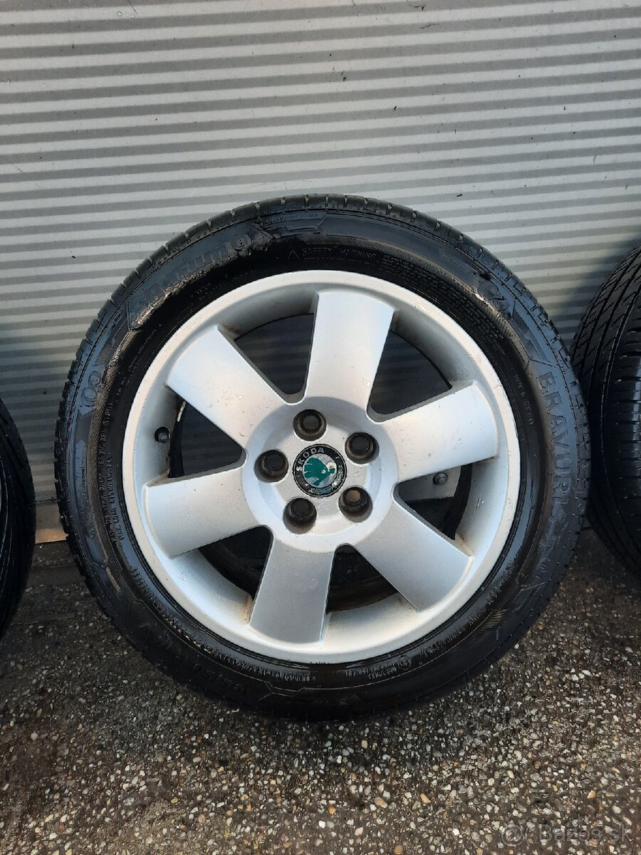 Elektróny Škoda r15 5x100
