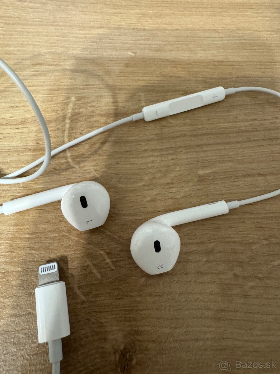 Slúchadla Apple lightning