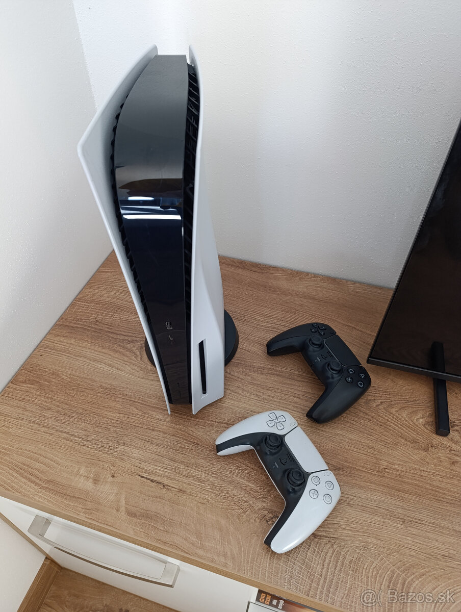 PS 5 + 2 x ovládač