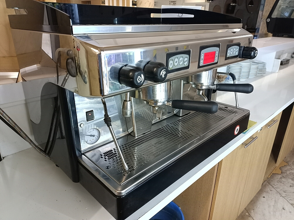 Kávovar ASTORIA TOUCH 2 pak.