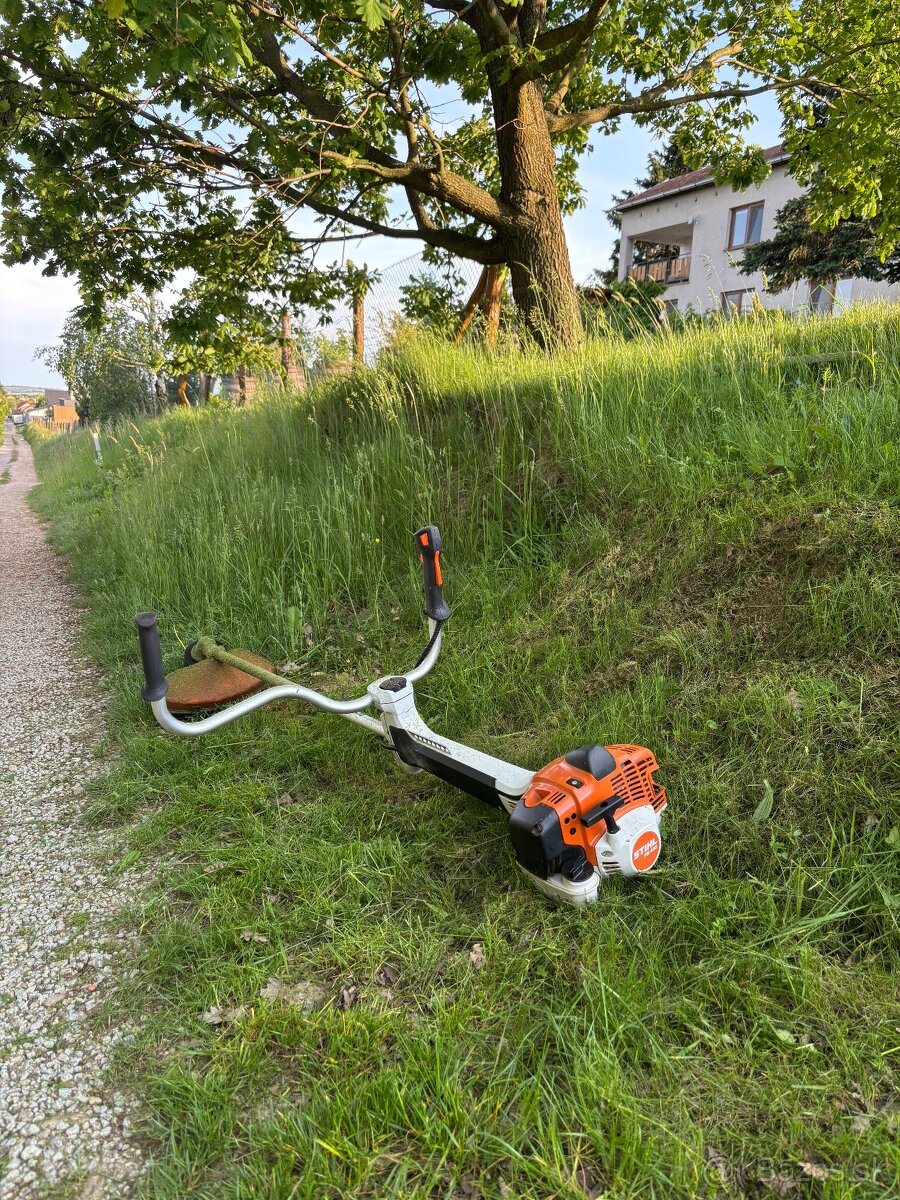 Kosenie krovinorezom, kosačkou a úprava terénov