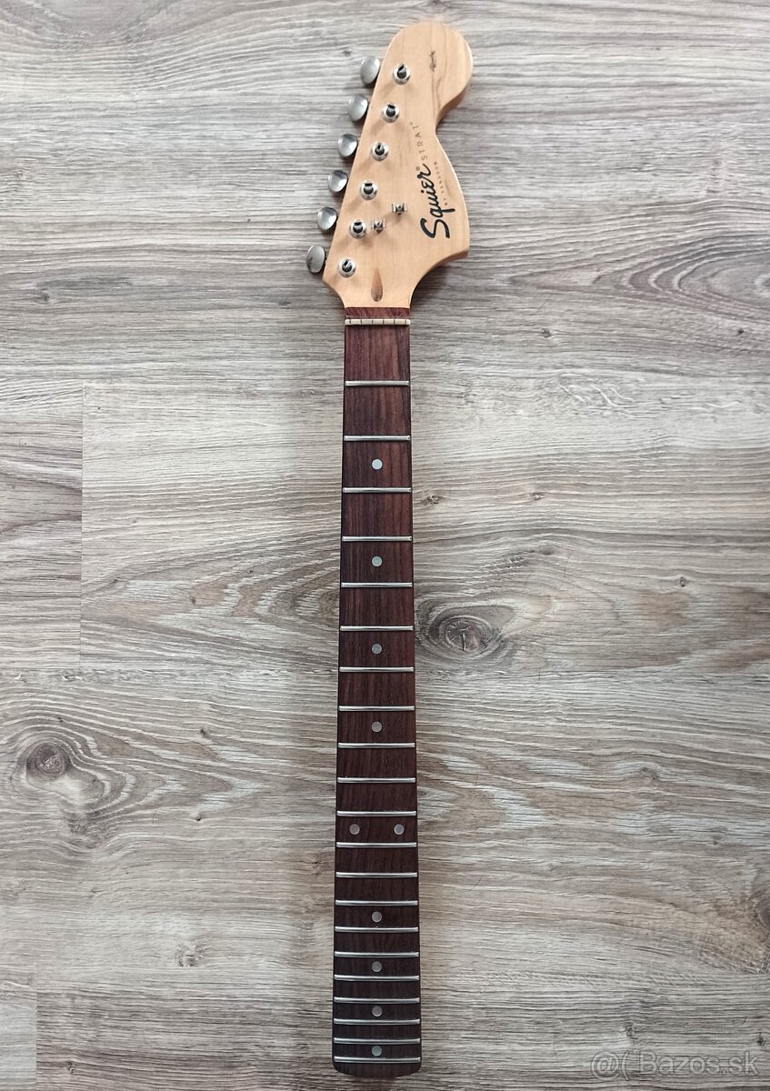 Stratocaster krk - squier