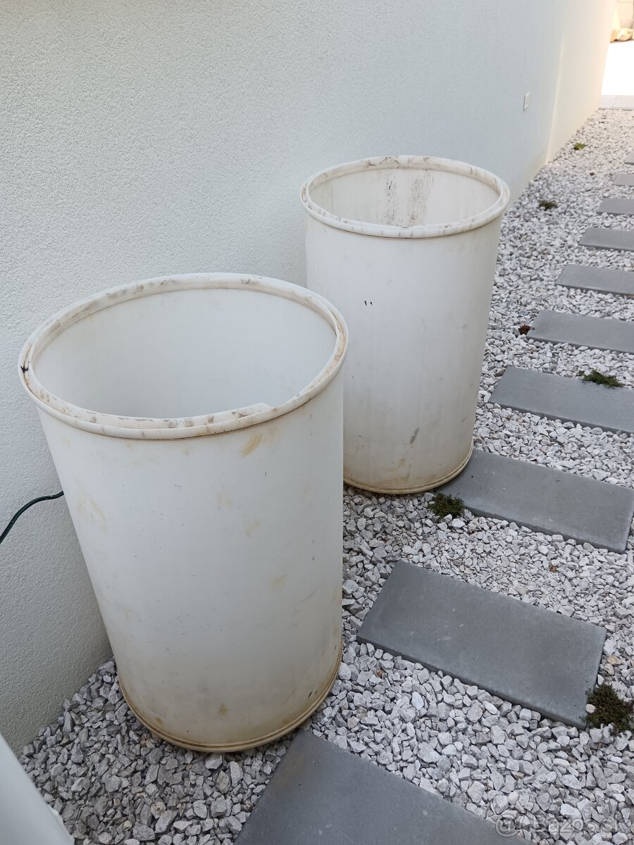 Sud na vodu 200L