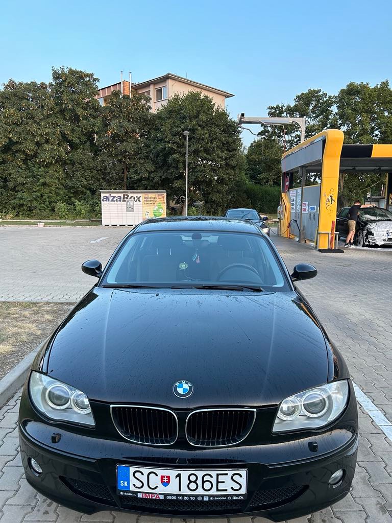 BMW 116i, E87
