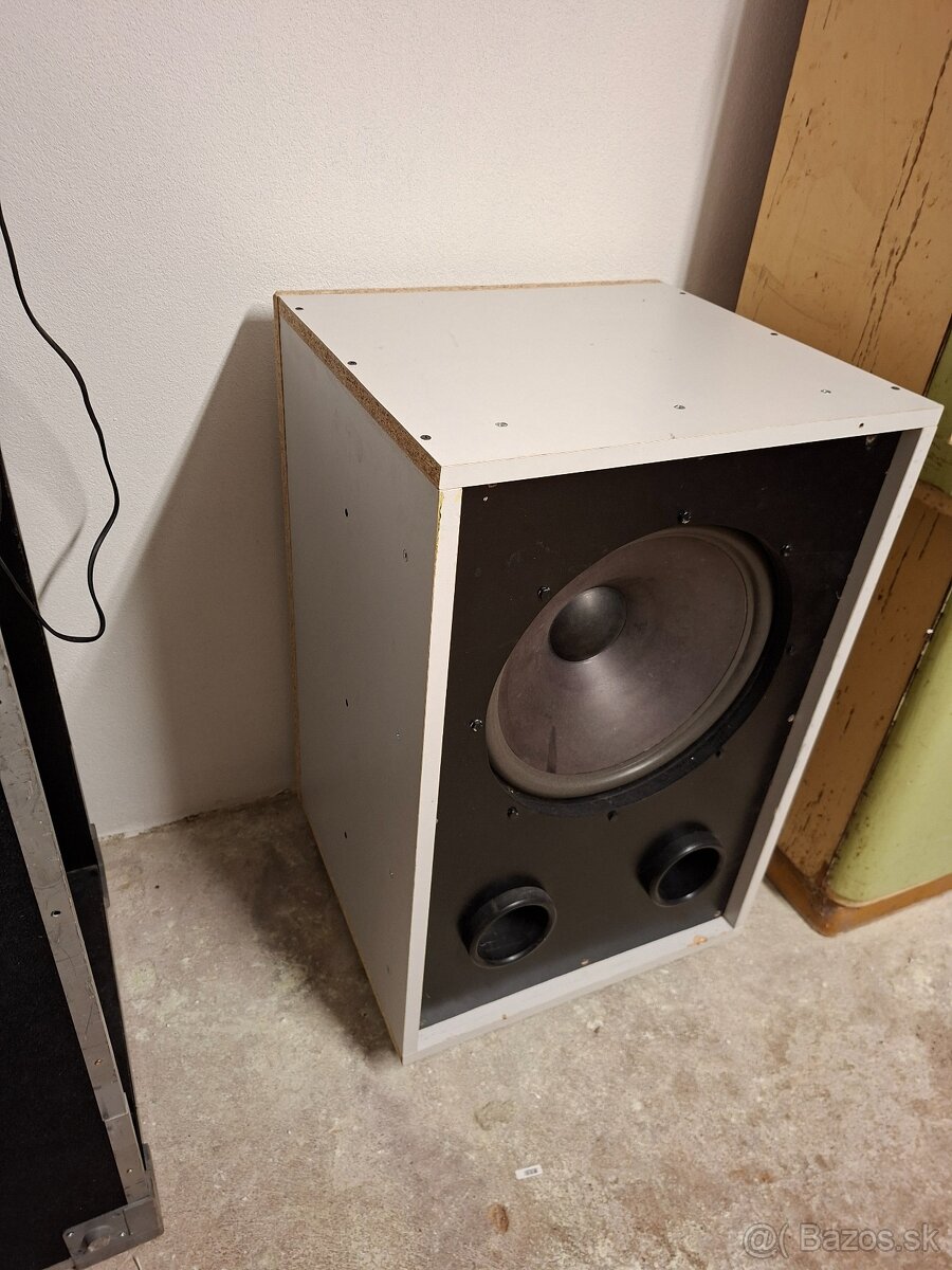 Subwoofer