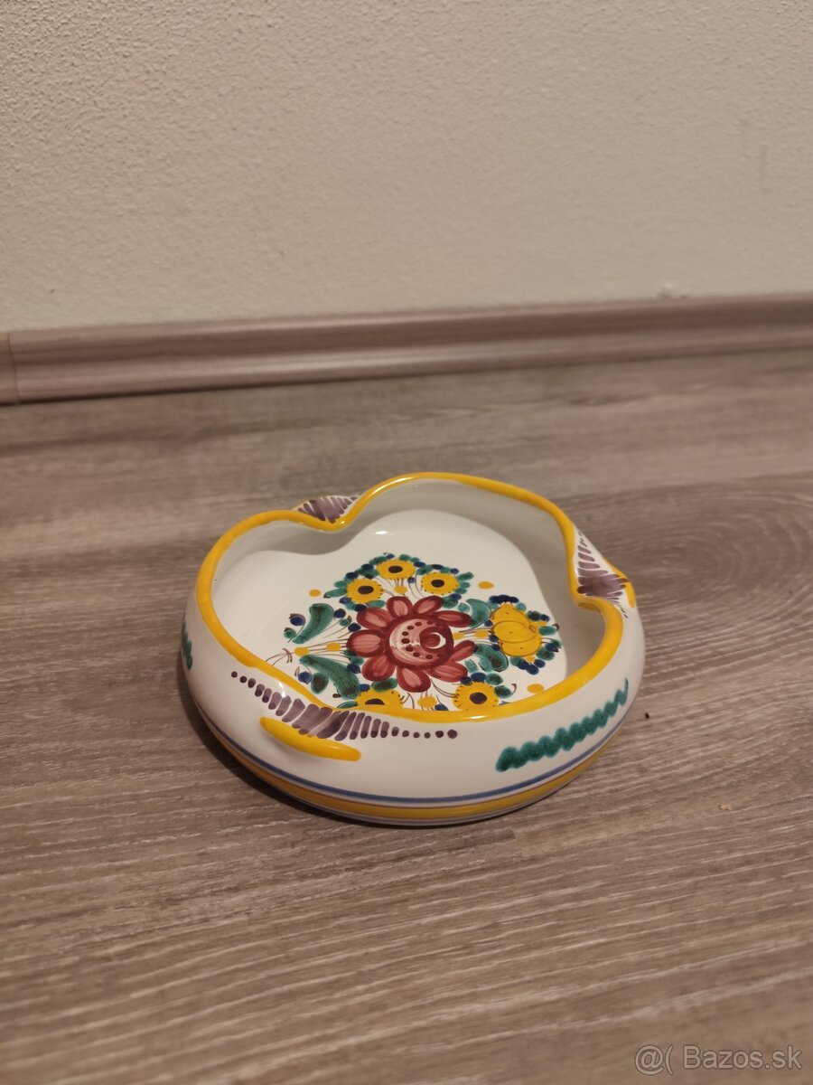 Modranská keramika popolník