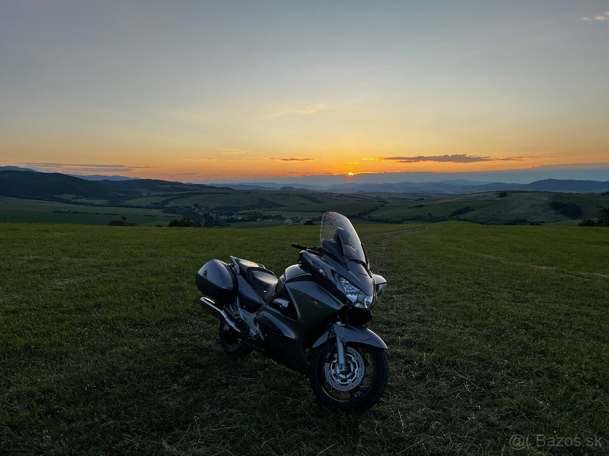 Honda ST1300 Pan European