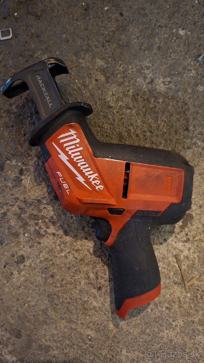Milwaukee 3