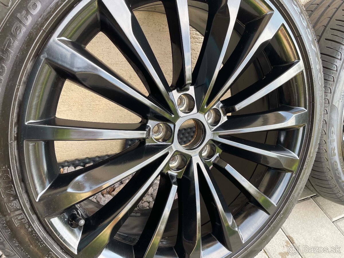 Phoenix Trinity..orig.skoda Superb3V 5x112 8j x19 ET 44