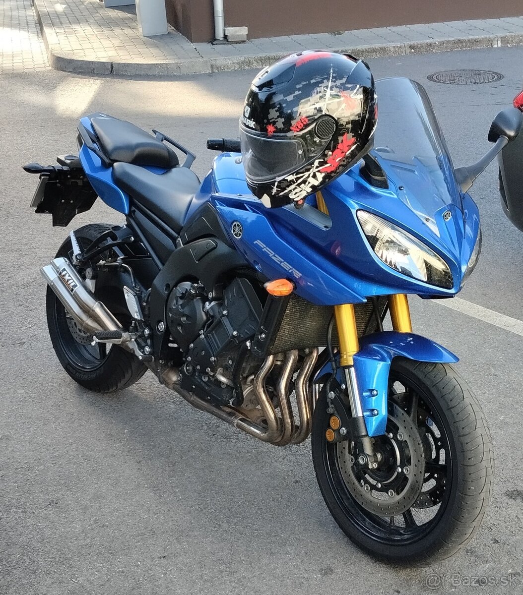 YAMAHA FZ8  Fazer