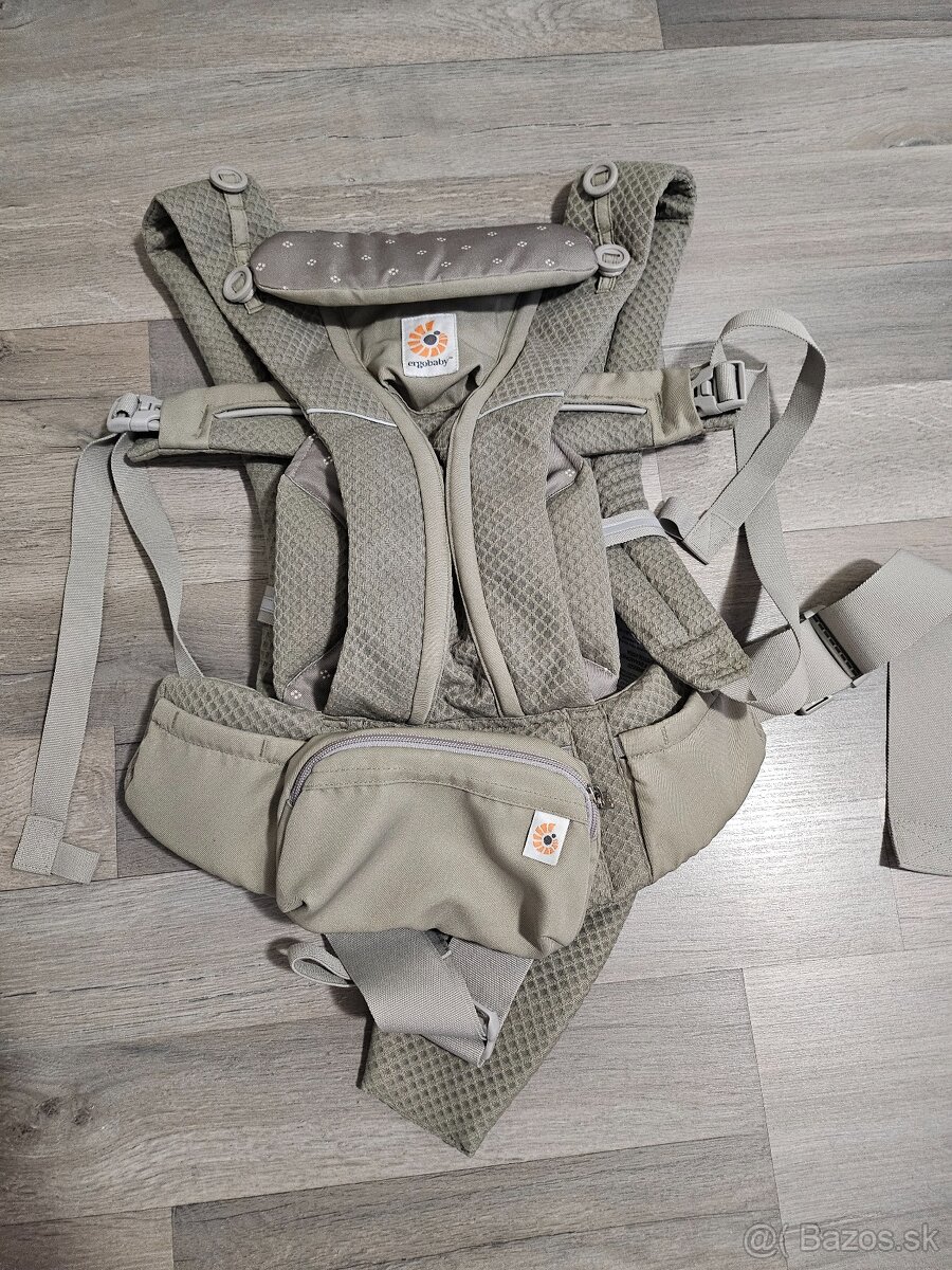 Ergobaby Omni breeze