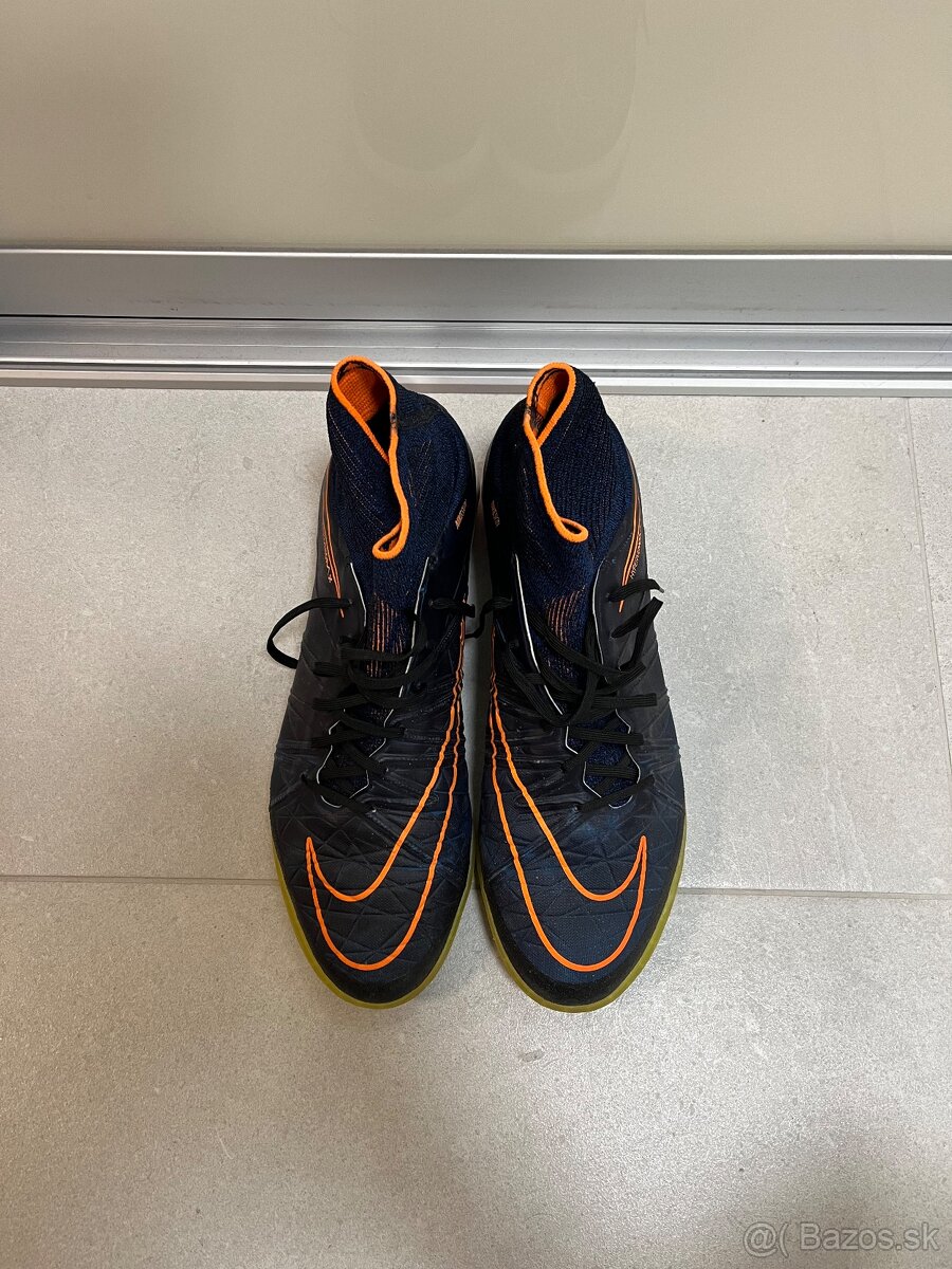 Halovky Nike Hypervenom X 45,5