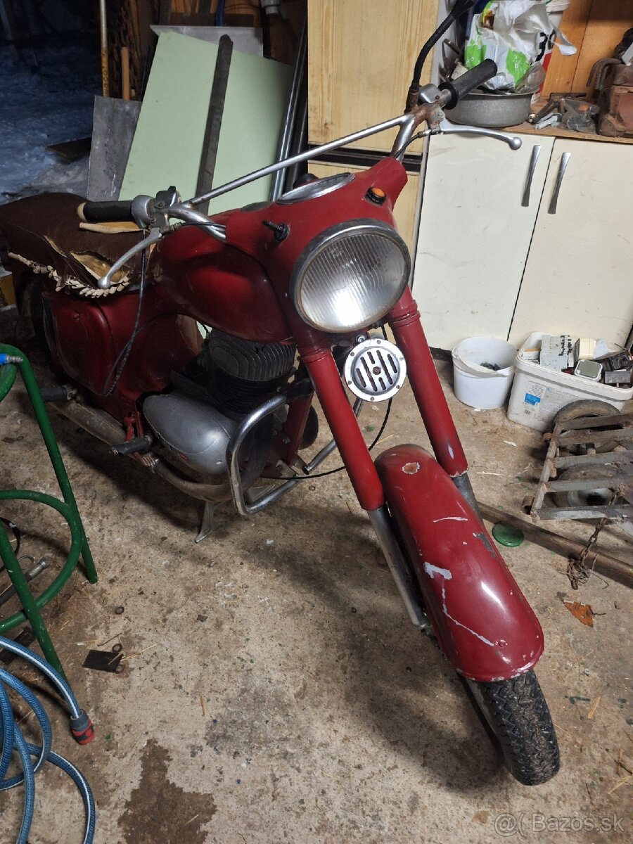 Jawa 250 Panelka