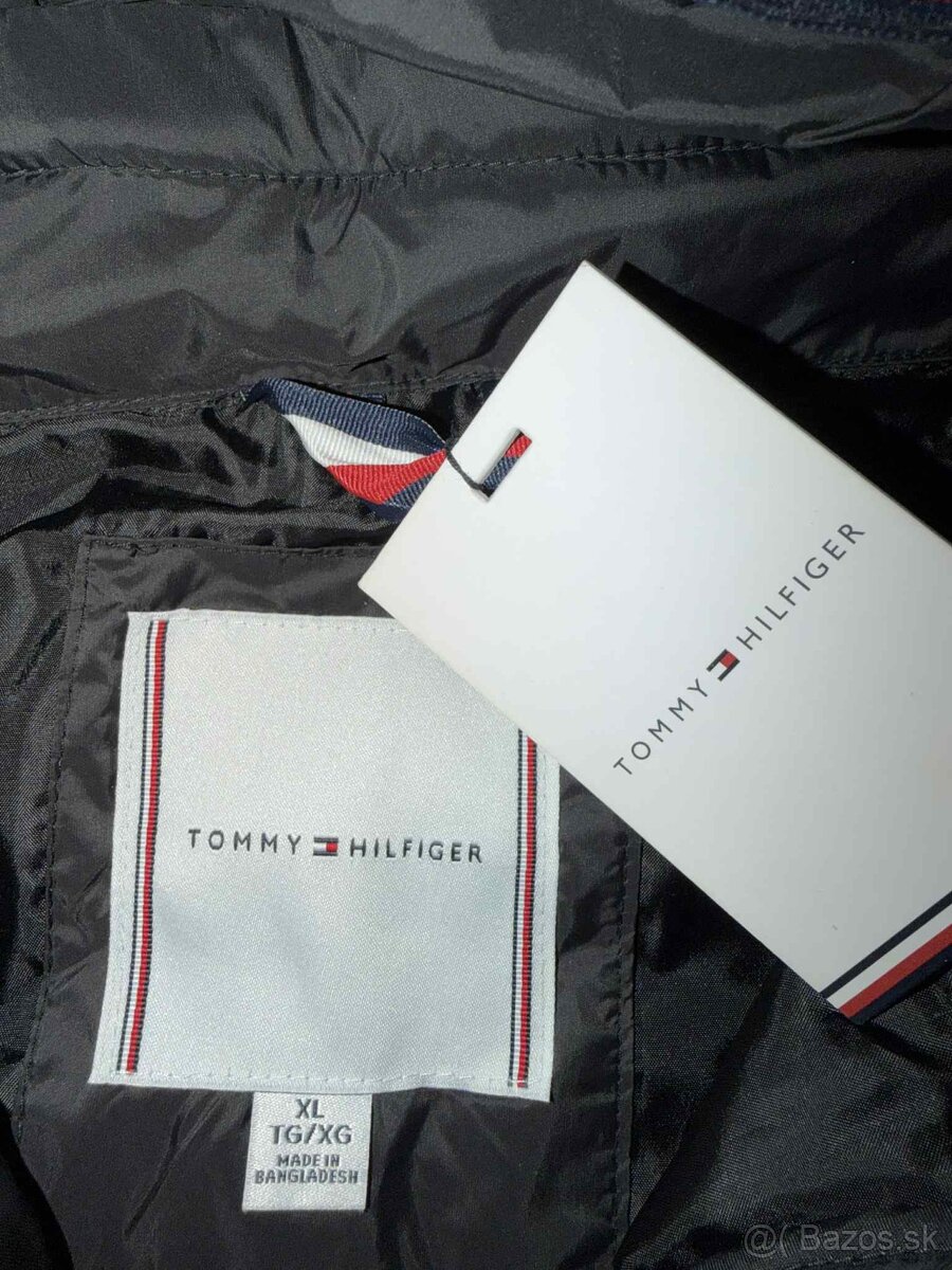 tommy hilfiger original nova zimna bunda s visackami
