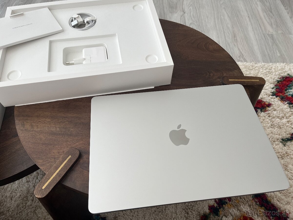 MacBook Air 15 M4 16GB 256GB
