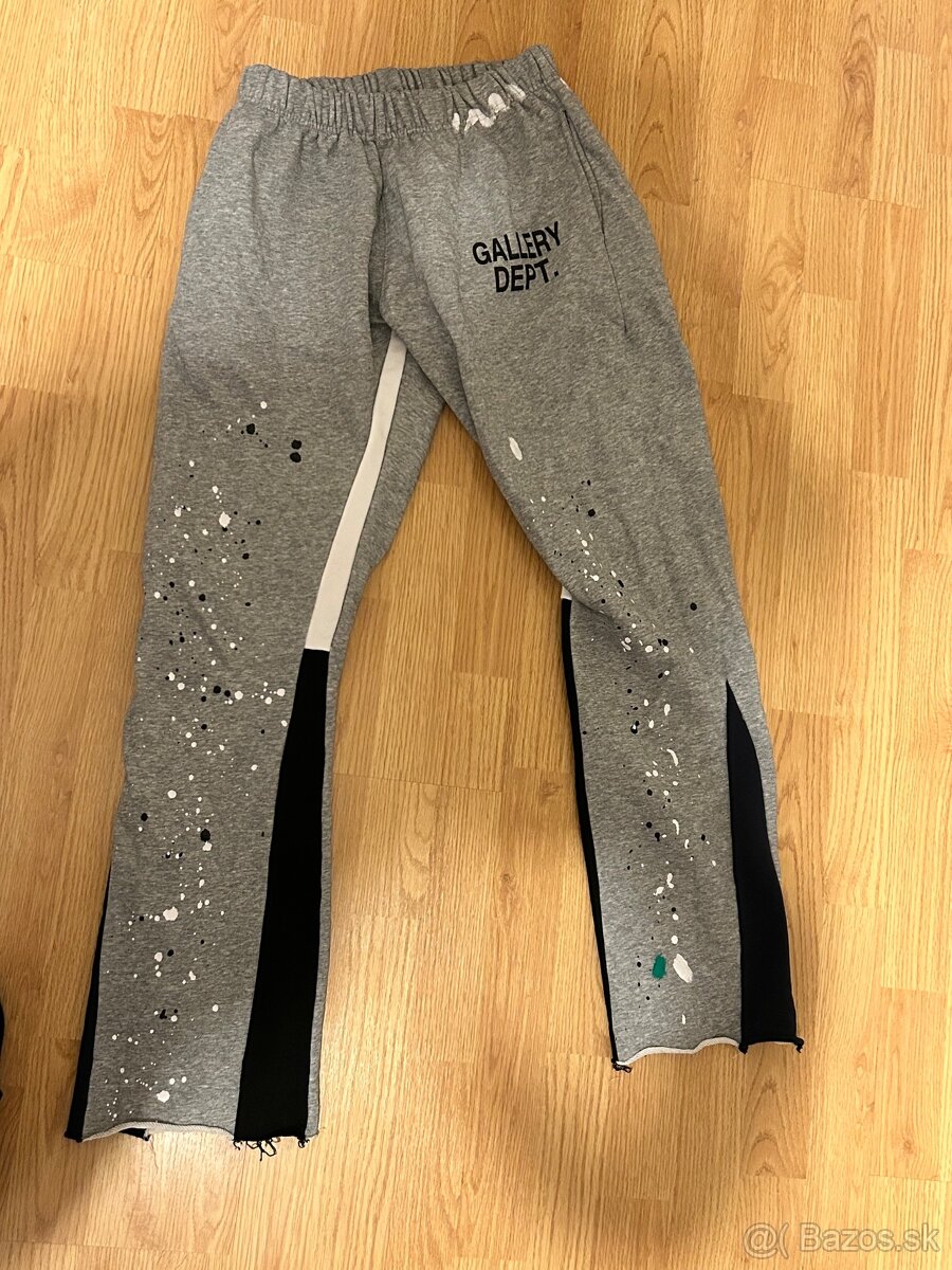 Gallery dept flared sweatpants (tepláky)
