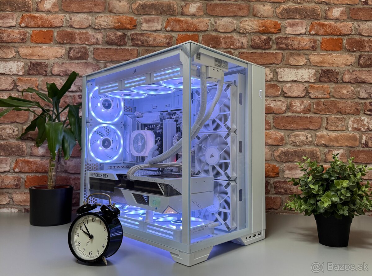 Ryzen 9 9900X3D\32GB\RTX 4080S\SSD\1000W Zdroj