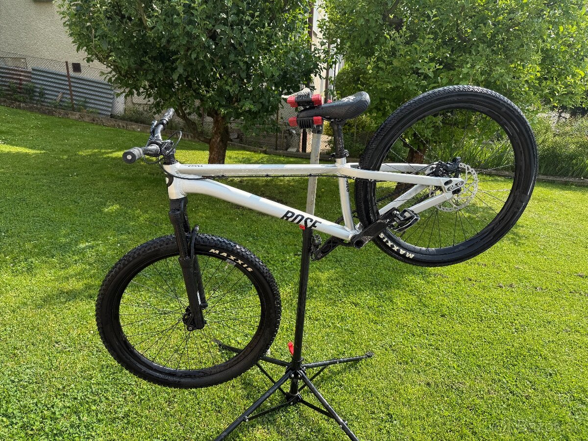Dirt bike