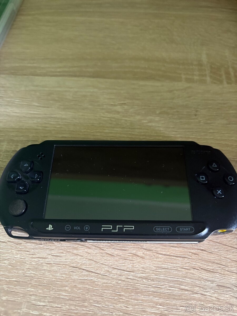 Predám SONY PSP