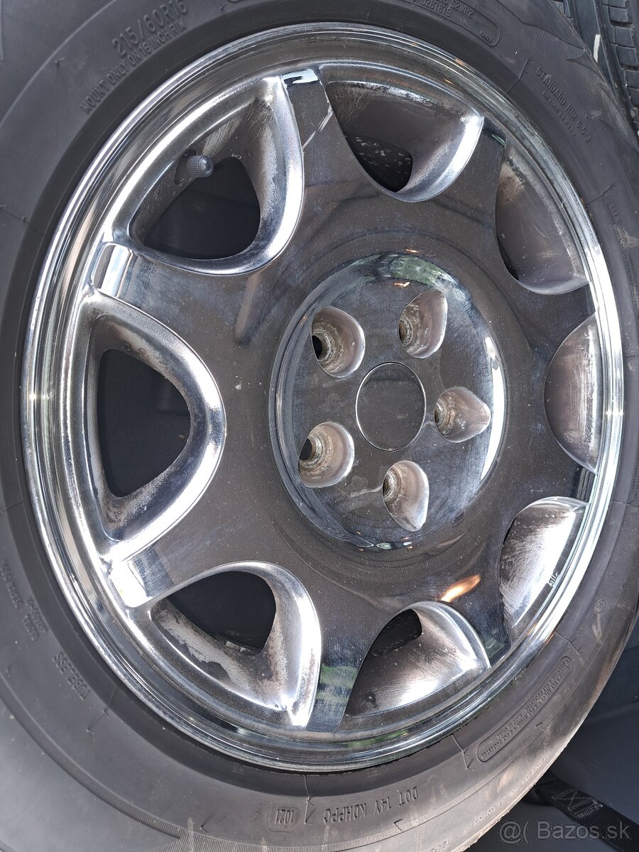 Elektróny 5x114,3,  pneu 215/60R16