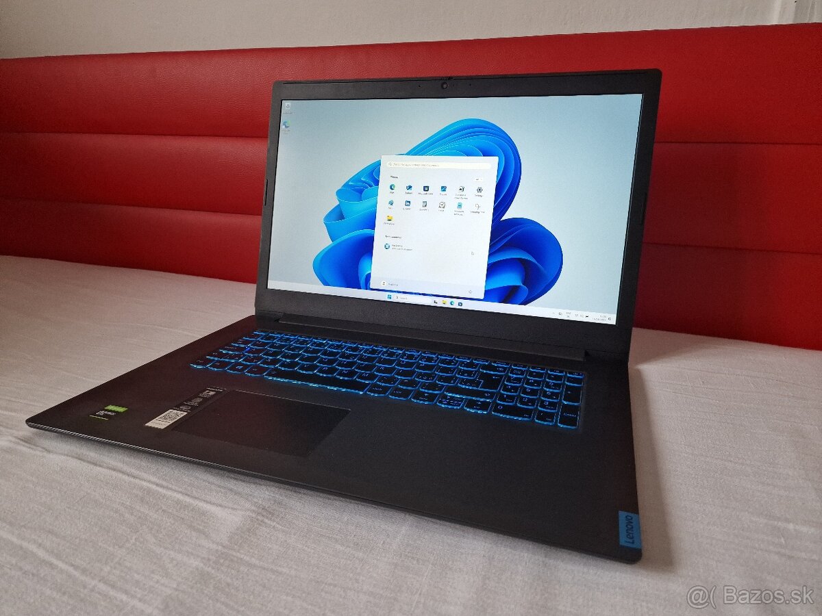 Lenovo Ideapad L340 17" - výborný stav