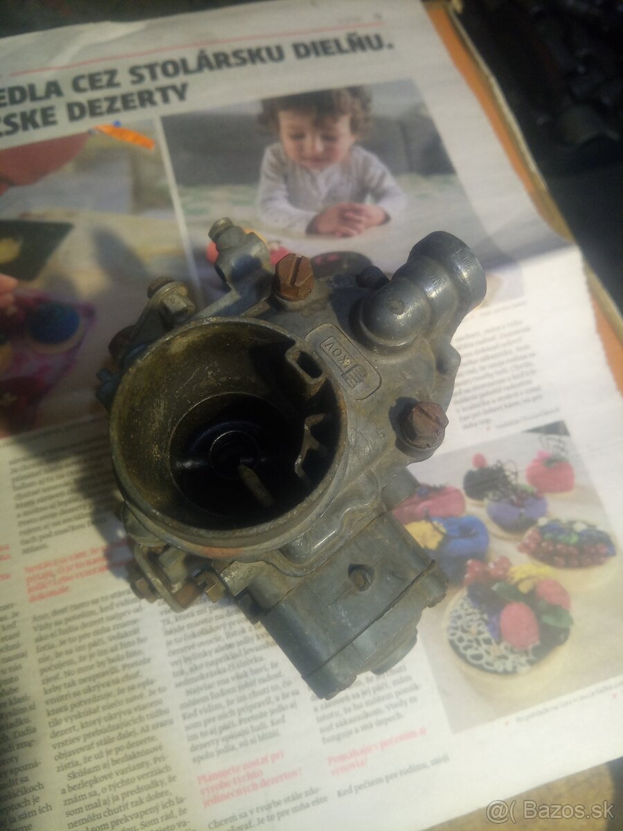 Predám karburátor Jikov