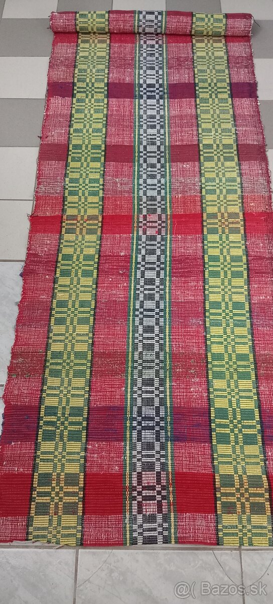 Predám ručne tkané koberce