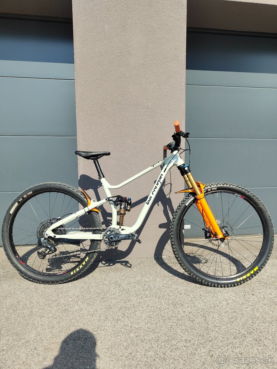 Lee Cougan Fox kashima/Sram AXS